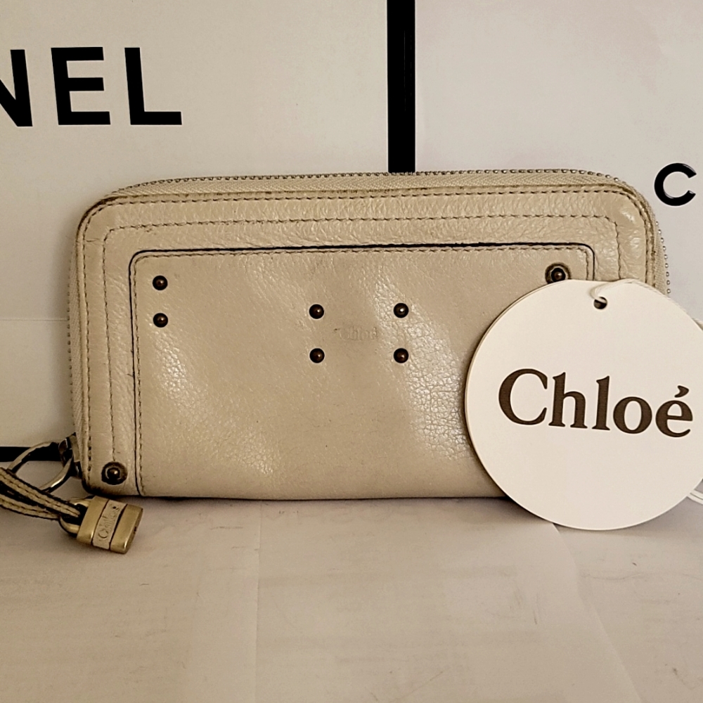 SALE! Chloe Leather Zip Wallet Clutch Wristlet Classic
